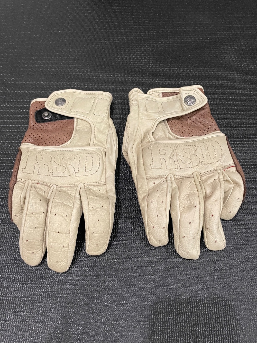 RSD Beige and Brown Leather Men's Riding Gloves